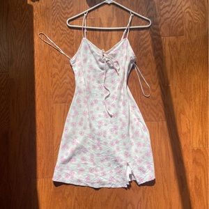 Super Cute Pink and white floral mini dress